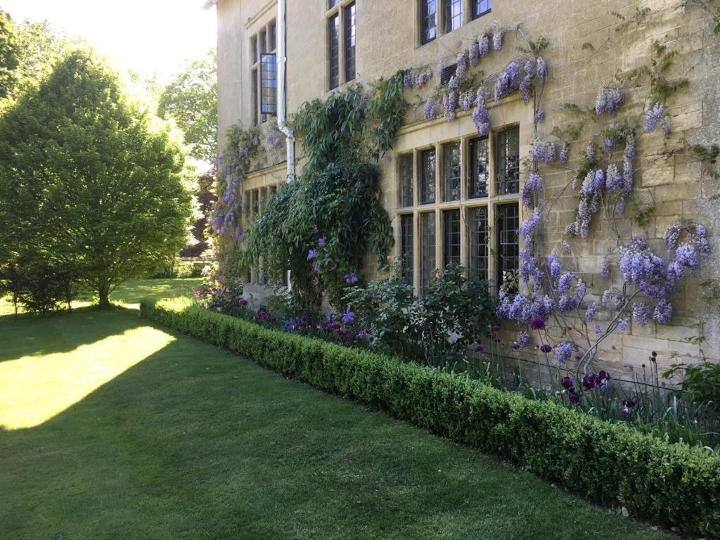 Parsonage House, Badminton Bed & Breakfast Great Badminton Dış mekan fotoğraf